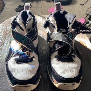 Nike tennis shoes retro